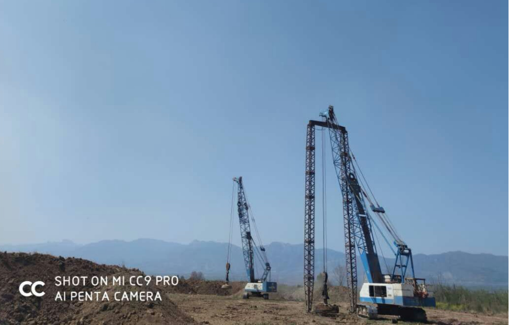 山西省芮城县县长带队到山西建投机械化集团承建的芮城机场项目调研