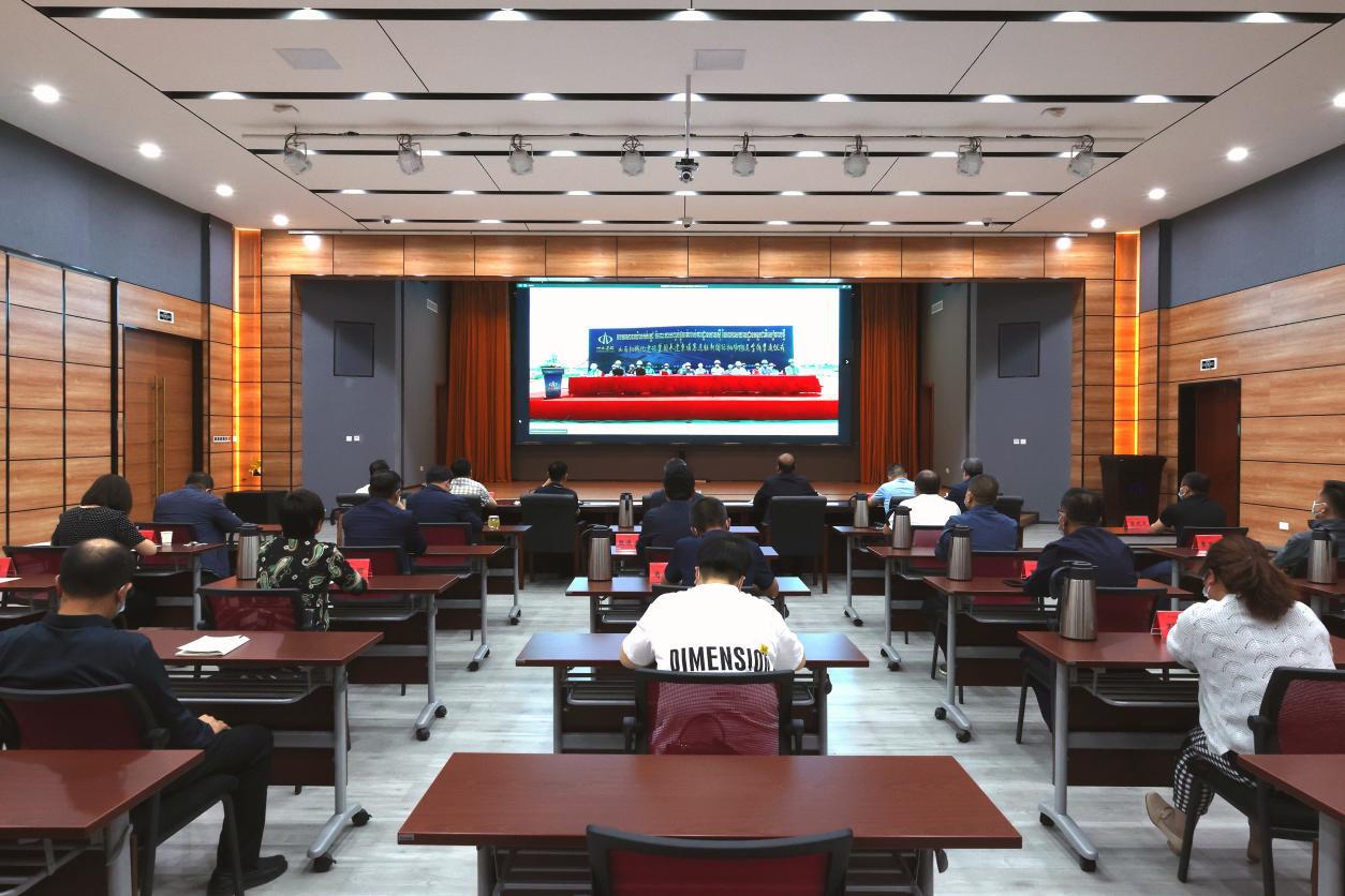 冰球突破-冰球电游豪华版_MG冰球游戏