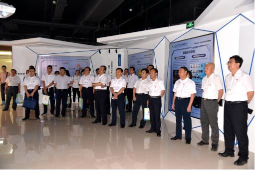 冰球突破-冰球电游豪华版_MG冰球游戏