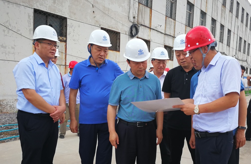 晋中市副市长在山西建投总承包部晋中市传染病医院改扩建项目调研