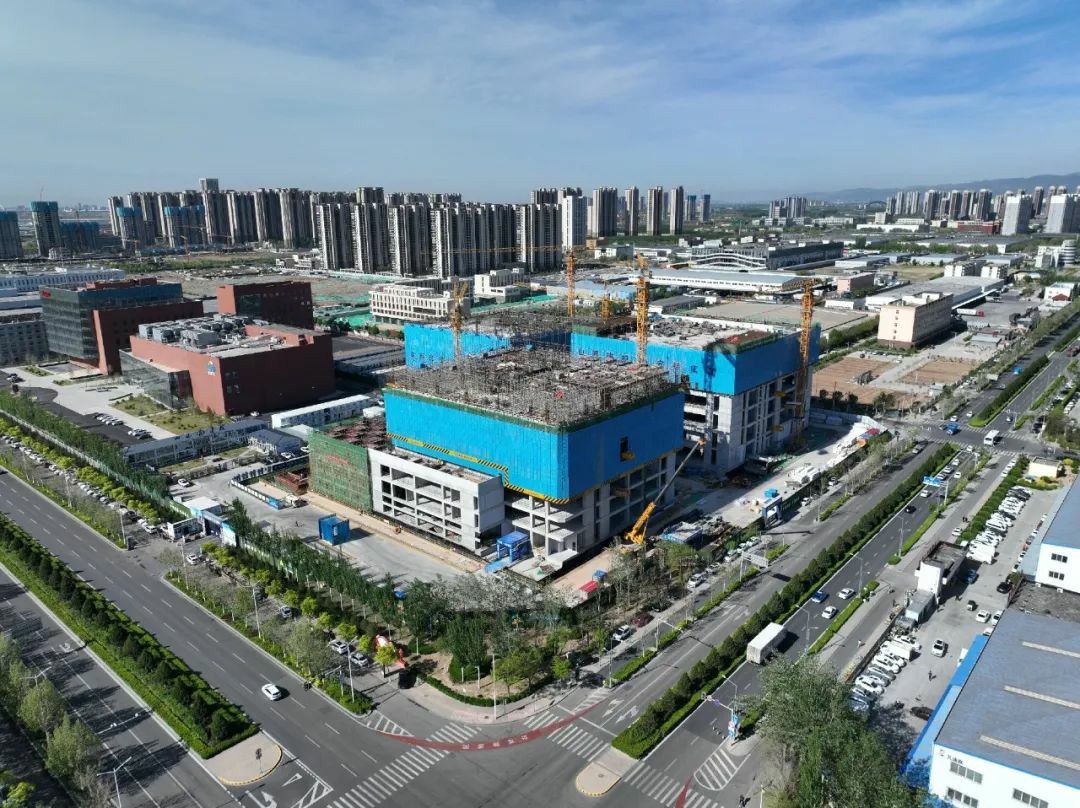 山西建投安装集团全国一体化算力网络国家枢纽节点山西枢纽项目：数字技术筑基 跑出冰球突破“加速度”