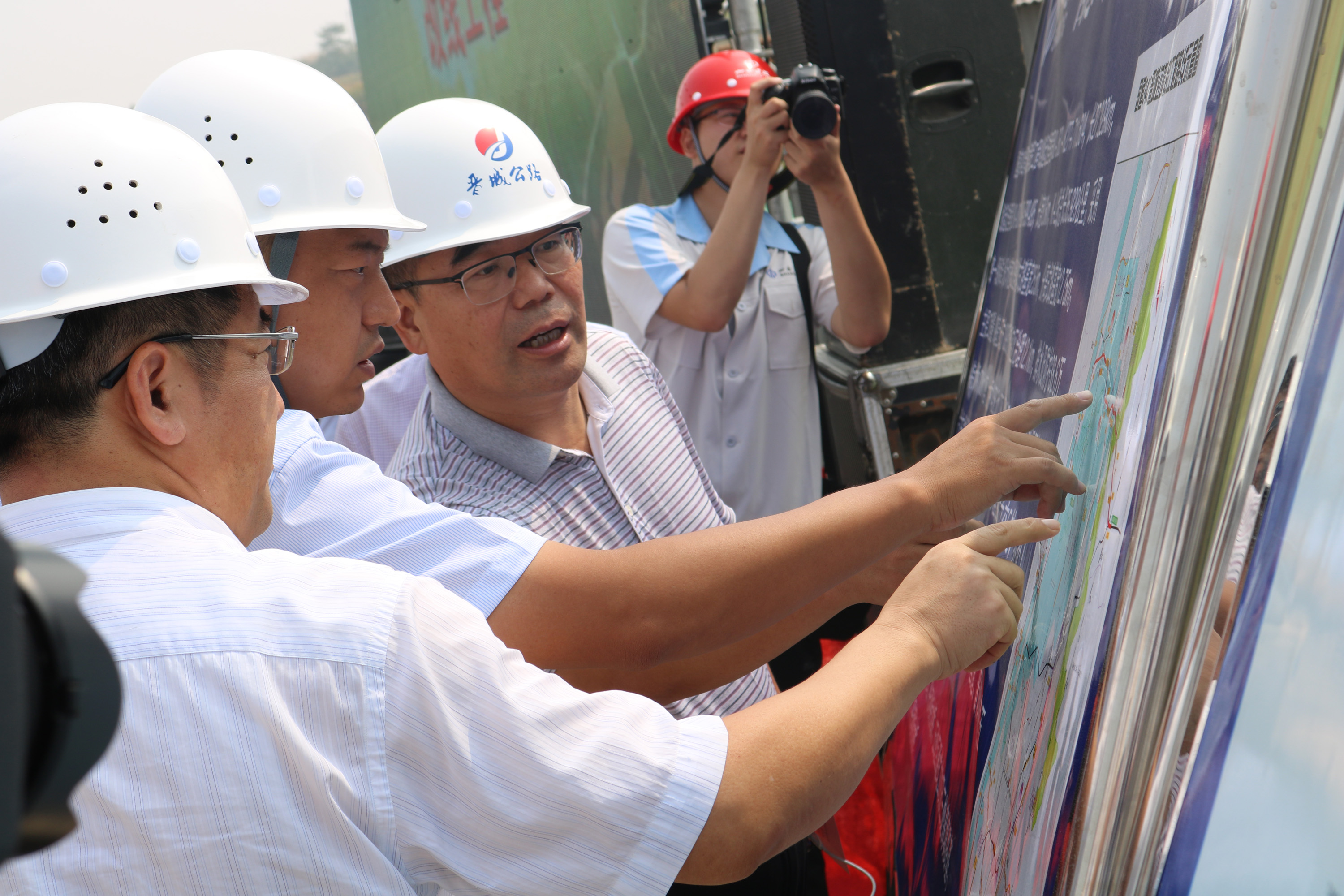 冰球突破-冰球电游豪华版_MG冰球游戏